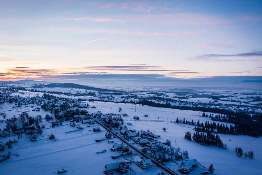 Zima w góralskiej  dolinie